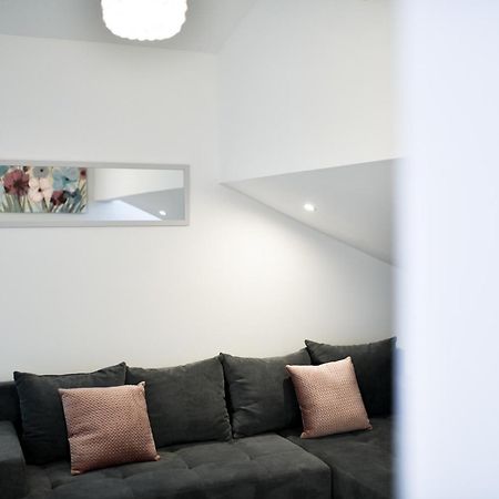 Grey Apartment Old Town ザダル エクステリア 写真