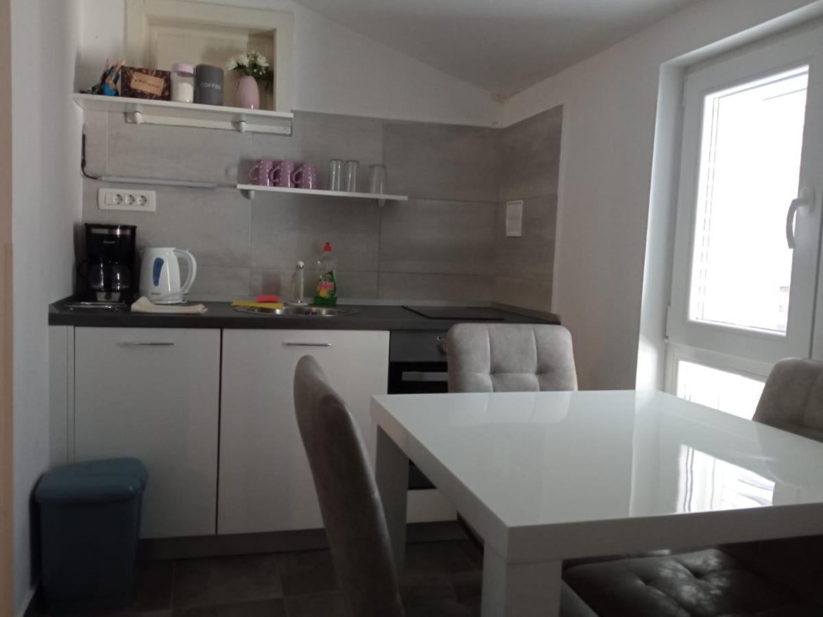 Grey Apartment Old Town ザダル エクステリア 写真