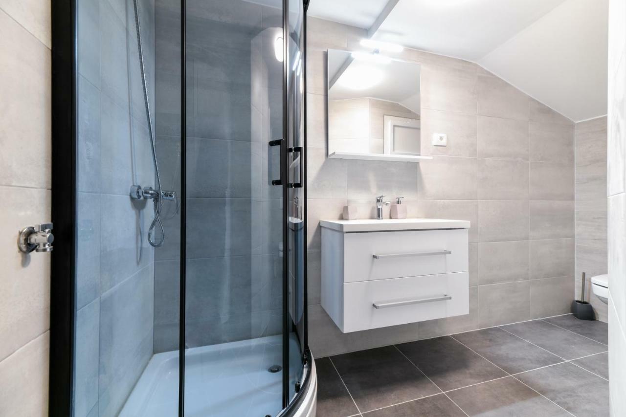 Grey Apartment Old Town ザダル エクステリア 写真