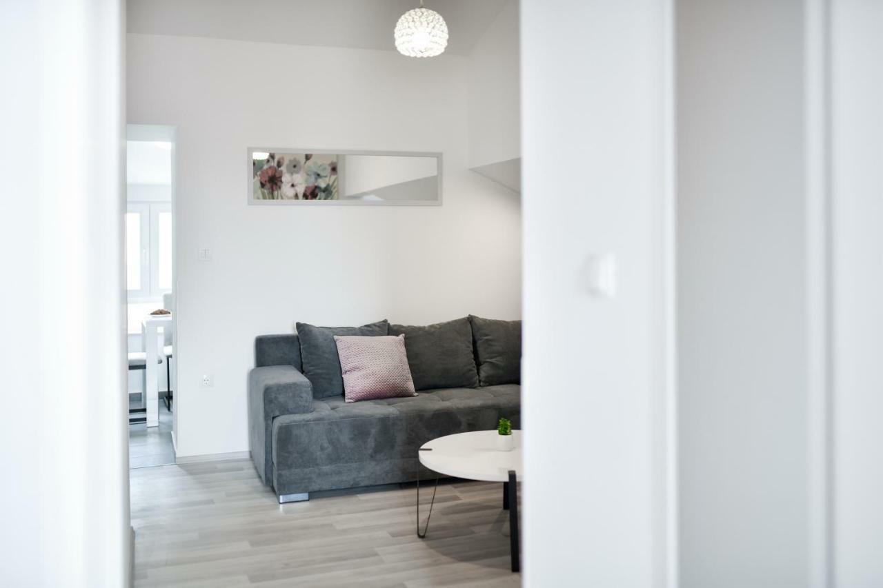 Grey Apartment Old Town ザダル エクステリア 写真