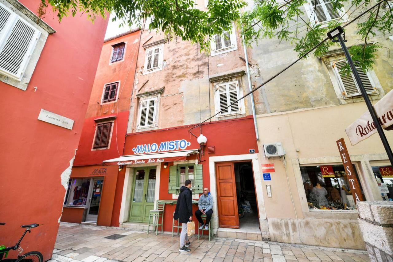 Grey Apartment Old Town ザダル エクステリア 写真