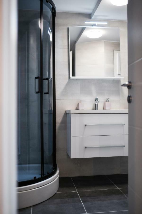 Grey Apartment Old Town ザダル エクステリア 写真